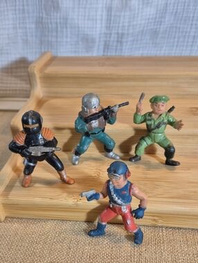 Four Vintage 1987 Soma "Guts and Glory" rubber military action figures